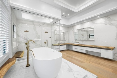 This beautifully renovated Belvedere model located in the - photo 31