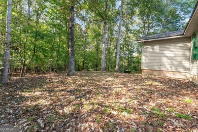 SPRAWLING RANCH ON 3.43-/+ PRIVATE ACRES, BONUS ROOM + OFFICE + - photo 38