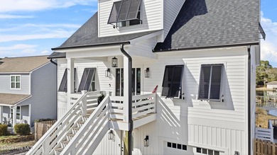 Welcome to luxurious coastal living in this beautifully crafted - photo 8