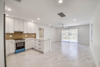 Welcome to this gorgeous and renovated one bedroom, one bathroom - photo 2