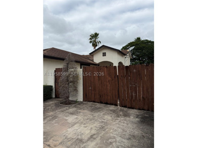 BEAUTIFUL VERY SPACIOUS HOME IN AN EXCELLENT PRICE! 4/2 HOME IN - photo 3