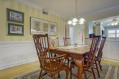 Great Location!! Beautifully Maintained 2BR/2BA unit boasts - photo 11