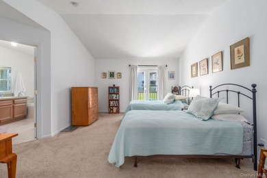 Beautifully maintained townhome style home in coveted Willow - photo 17