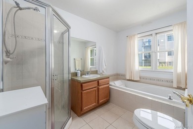 Beautifully maintained townhome style home in coveted Willow - photo 21