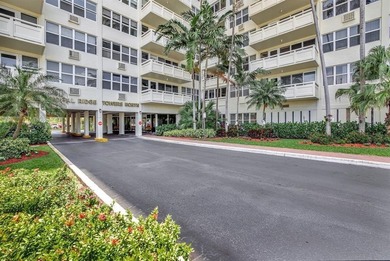 Walk into this top floor stunning remodeled spacious 2 bedroom 2 - photo 26