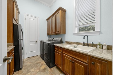 COASTAL LUXURY - PRIVATE GUEST HOUSE - $20,000 BUYER CREDIT - photo 27