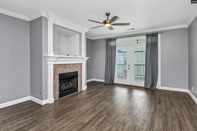 Amazing luxury condo perfectly located in the highly desirable - photo 29