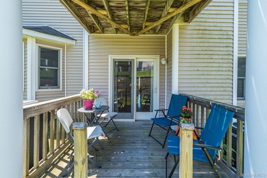 Beautifully maintained townhome style home in coveted Willow - photo 32