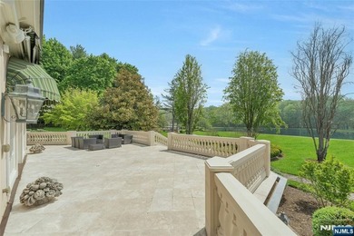 Presenting Mill Pond Estate- as you pass through the treed - photo 32