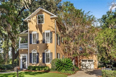 Nestled in the middle of the desirable Emerald Pointe - photo 3