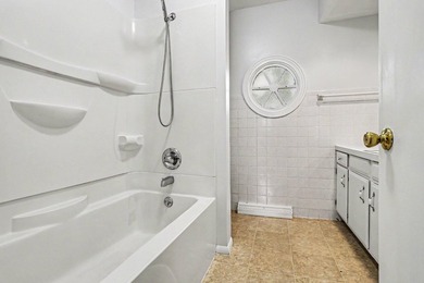 Nice Home near Andrews University. Nice 1 Bedroom Apartment in - photo 14
