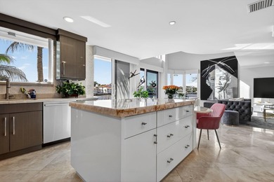 Boater's Paradise...Sophisticated Townhouse with breathtaking - photo 19