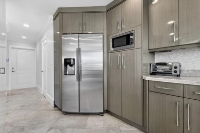 Boater's Paradise...Sophisticated Townhouse with breathtaking - photo 24