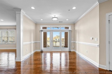 NOW OFFERING a 3/2/1 buydown at closing, for a qualified Owner