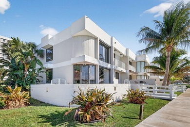 Boater's Paradise...Sophisticated Townhouse with breathtaking - photo 32