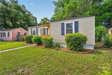 Welcome to 2509 Louisiana Avenue, a beautifully refreshed home - photo 3