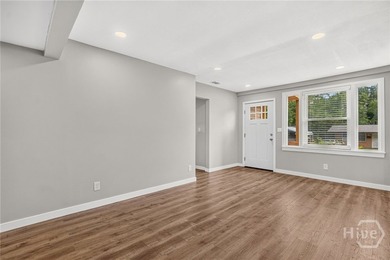 Welcome to 2509 Louisiana Avenue, a beautifully refreshed home - photo 6