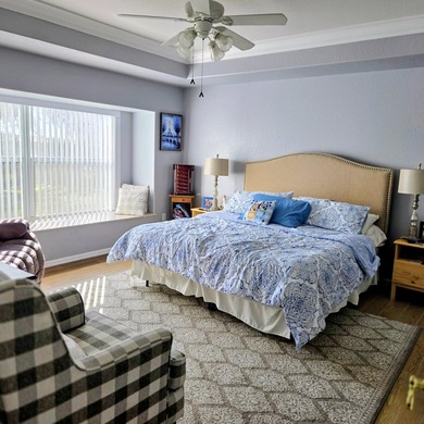 Motivated seller! This spacious 3 bedrooms, 2.5 bath is in an - photo 16