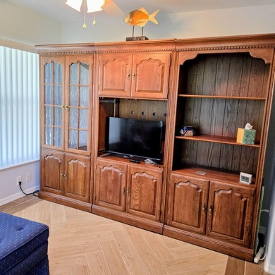 Motivated seller! This spacious 3 bedrooms, 2.5 bath is in an - photo 27