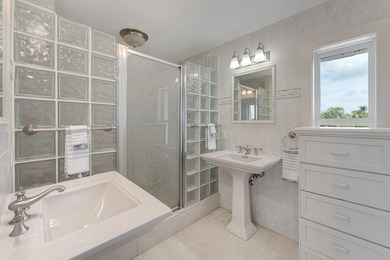 Oceanfront luxury living in Islamorada. Experience the ultimate - photo 34