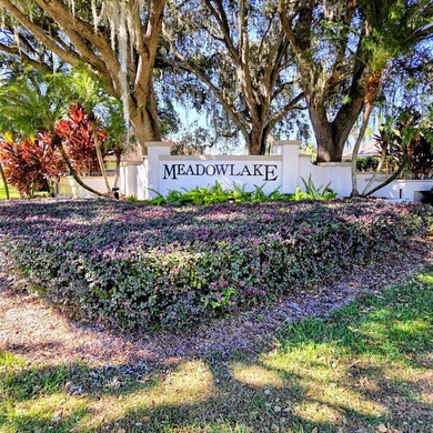Motivated seller! This spacious 3 bedrooms, 2.5 bath is in an - photo 39