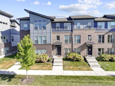 Lake Condo For Sale in Fishers, Indiana