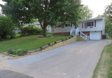 Island Lake Home For Sale in Island Lake Illinois