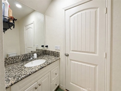 This is a great opportunity to own a modern home in Huntington - photo 4