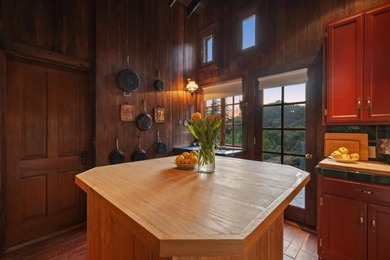 A great property with flexibility for families and friends to - photo 11