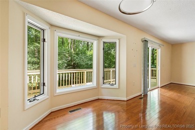 Adorable 3 bed 2 bath split floor plan, ranch styled home