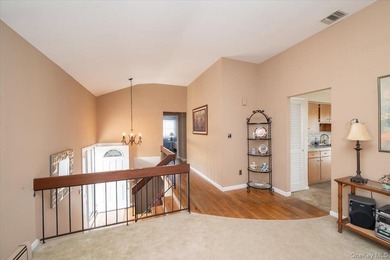 Beautiful Hi Ranch w/ all Large rooms including 4 Ample bedrooms - photo 17