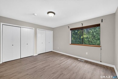 Beautifully updated 2-bedroom, 1.5-bath condo offering stylish - photo 18