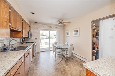 Beautiful Hi Ranch w/ all Large rooms including 4 Ample bedrooms - photo 18
