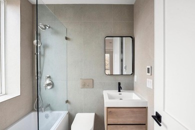Welcome to 356 Quincy St, a bespoke, two-family townhouse - photo 10