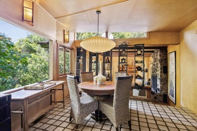 A great property with flexibility for families and friends to - photo 25