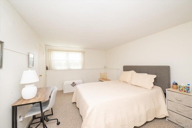 Beautiful Hi Ranch w/ all Large rooms including 4 Ample bedrooms - photo 27