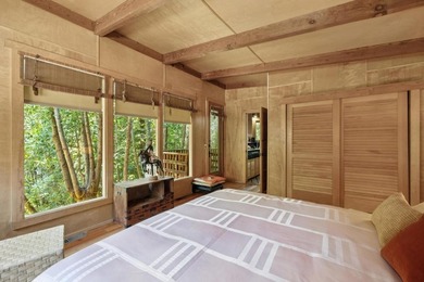 A great property with flexibility for families and friends to - photo 28