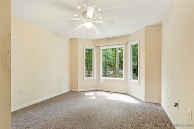 Adorable 3 bed 2 bath split floor plan, ranch styled home