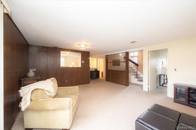 Beautiful Hi Ranch w/ all Large rooms including 4 Ample bedrooms - photo 30