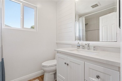 You found it! Open floor pan, new modern updates, main floor - photo 32