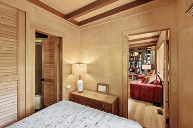 A great property with flexibility for families and friends to - photo 33
