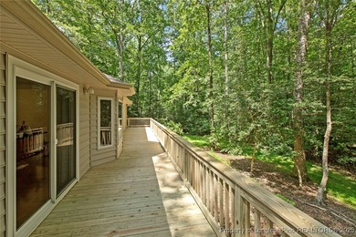 Adorable 3 bed 2 bath split floor plan, ranch styled home