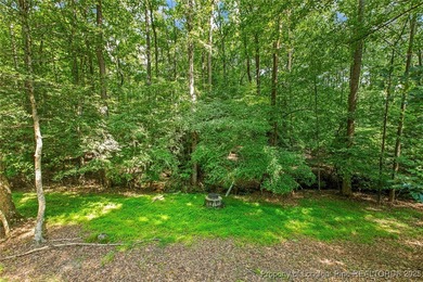 Adorable 3 bed 2 bath split floor plan, ranch styled home