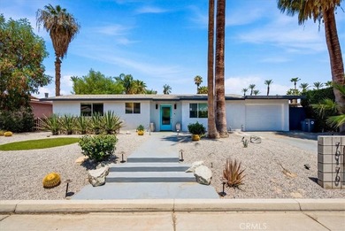 Updated, chic and gorgeous, move in ready mid-century modern - photo 1