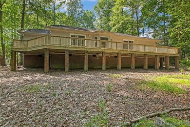 Adorable 3 bed 2 bath split floor plan, ranch styled home