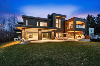 Additional listing photo 1