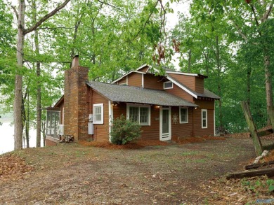 Lake Home For Sale in Centre, Alabama