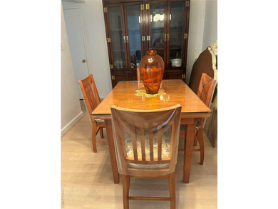 Welcome to 1430 Thieriot Ave. This 3 bedroom, 2 bath apartment - photo 3