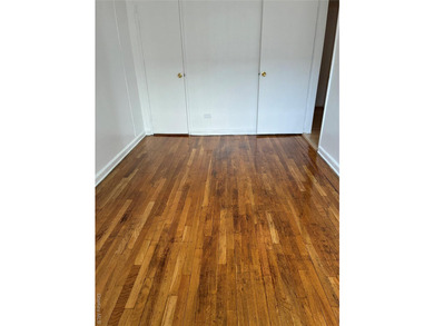 Welcome to 1430 Thieriot Ave. This 3 bedroom, 2 bath apartment - photo 6