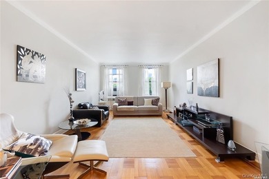 SIZE MATTER One of a kind 1100 square feet coop apartment for - photo 13
